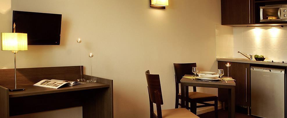 Appart'Hotel Vacanceole Paris Quai De Marne - Ex Adagio Nogent-sur-Seine Екстериор снимка