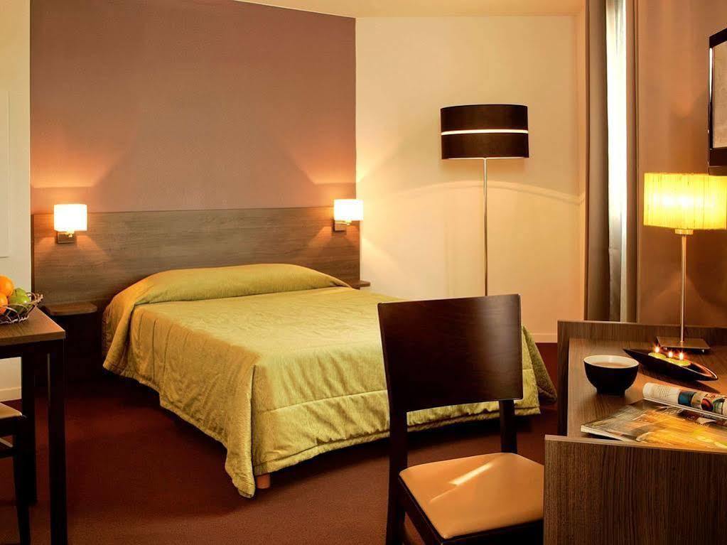 Appart'Hotel Vacanceole Paris Quai De Marne - Ex Adagio Nogent-sur-Seine Екстериор снимка